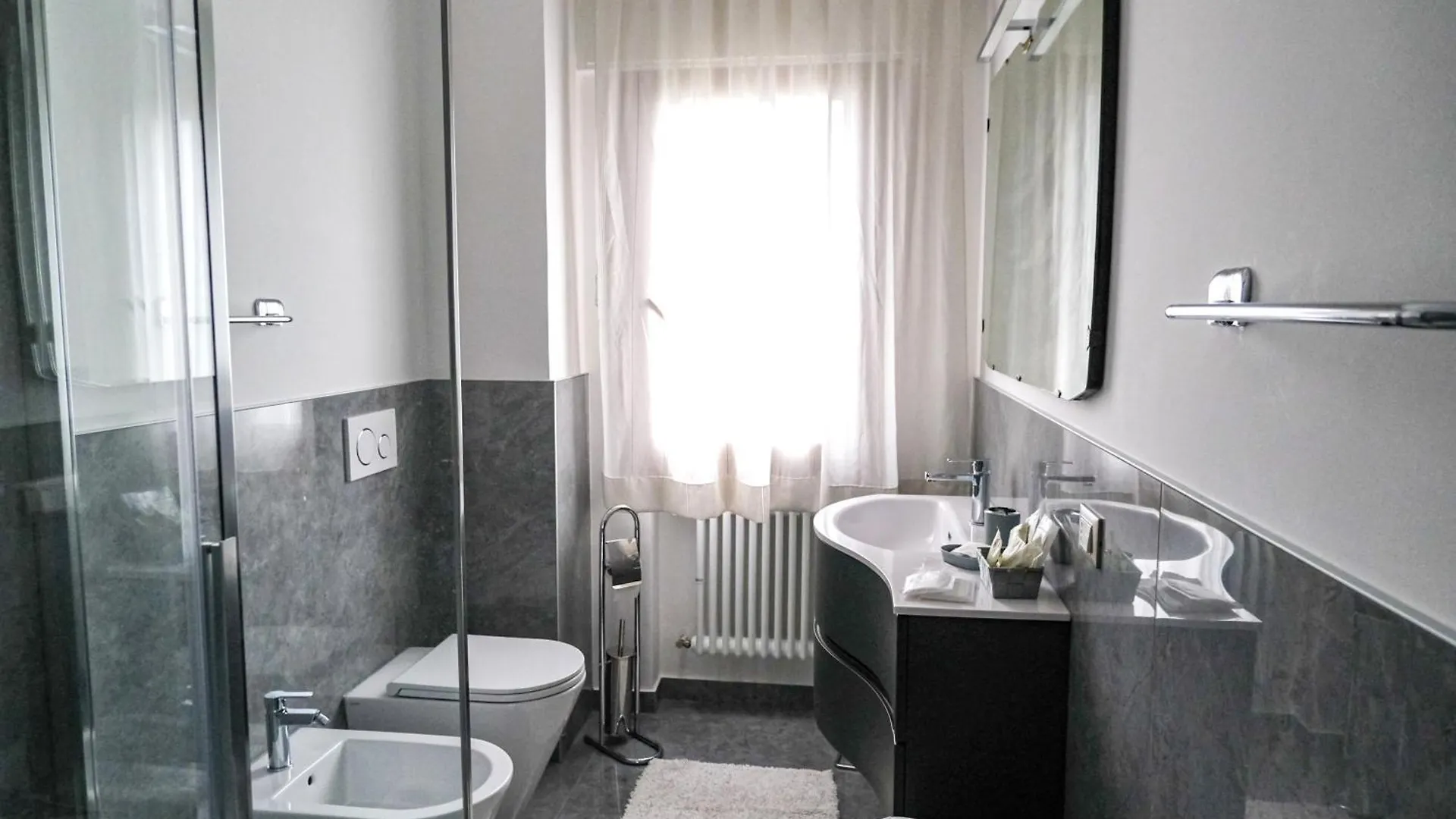 Urbino Uno Apt Venezia Mestre Italy